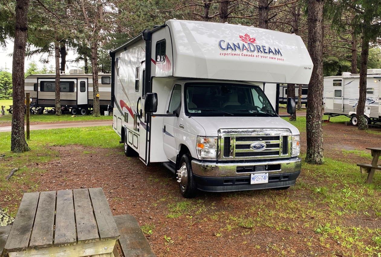 Canadian RV Rentals Rent an RV CanaDream CanaDream